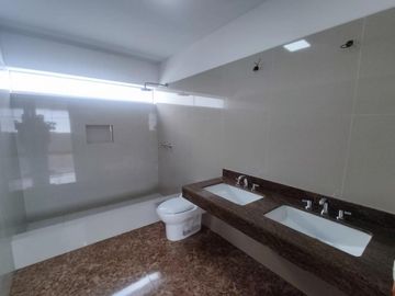 SE VENDE HERMOSO DUPLEX DE ESTRENO EN CHACARILLA -SANTIAGO DE SURCO -NO SE PAGA ALCABALA