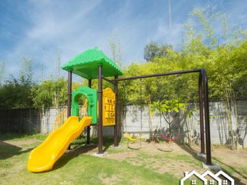 2Bedroom 59sqm w/ Balcony & 1 FREE Parking Included in Tangke Talisay City, Cebu For Sale