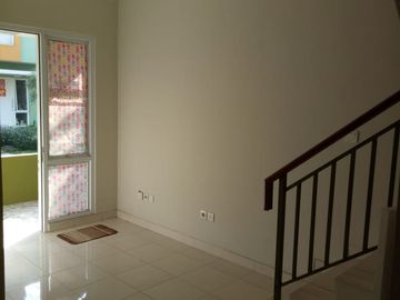 Jual Rumah La Bella @Arcadia Village Gading Serpong Tangerang Murah Lokasi Nyaman Strategis