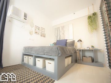 Royal Oceancrest mactan cebu- 1 Bedroom 30sqm w/ balcony For Sale