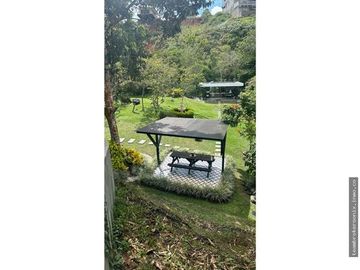 VENDO FINCA EN EL LAGO CALIMA
