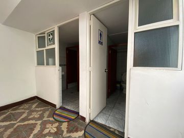 SE VENDE LOCAL O TERRENO