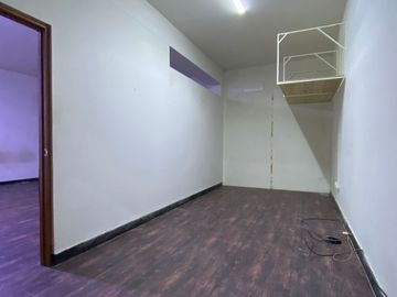SE VENDE LOCAL O TERRENO