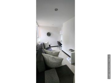 VENDO APARTAMENTO EN LOS CRISTALES