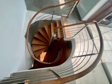 VENTA EXCLUSIVO Y AMPLIO PENTHOUSE