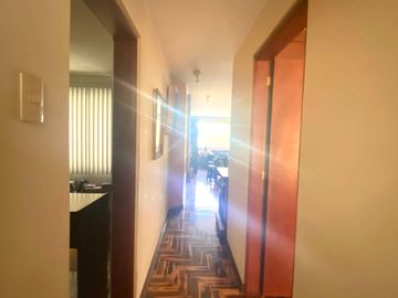 VENTA FLAT EN LA MOLINA VISTA EXTERNA- EDIFICIO DE SOLO 03 PISOS