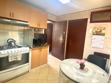 VENTA FLAT EN LA MOLINA VISTA EXTERNA- EDIFICIO DE SOLO 03 PISOS