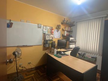 VENTA FLAT EN LA MOLINA VISTA EXTERNA- EDIFICIO DE SOLO 03 PISOS