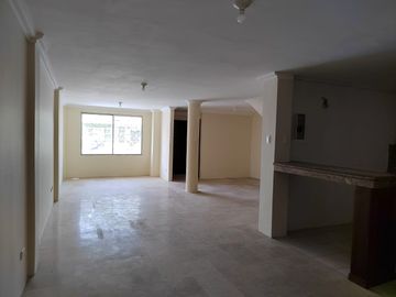 Casa de venta en Sauces 2, Uso de suelo Comercial, 3 dormitorios.