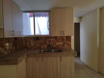 Casa de venta en Sauces 2, Uso de suelo Comercial, 3 dormitorios.