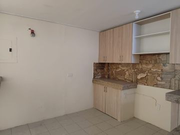 Casa de venta en Sauces 2, Uso de suelo Comercial, 3 dormitorios.