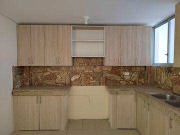 Casa de venta en Sauces 2, Uso de suelo Comercial, 3 dormitorios.