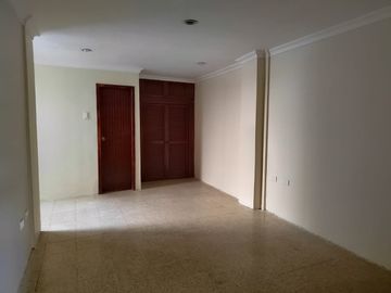 Casa de venta en Sauces 2, Uso de suelo Comercial, 3 dormitorios.
