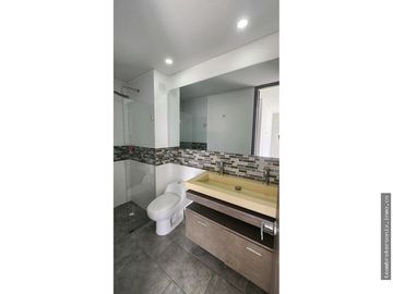 VENDO APARTAMENTO EN MENGA