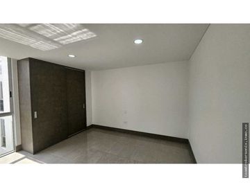 VENDO APARTAMENTO EN MENGA
