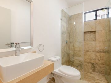 Renta en Puerto Morelos Town | 2 Recámaras | Selva Escondida 2| Sin Muebles