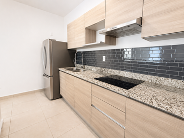 Renta en Puerto Morelos Town | 2 Recámaras | Selva Escondida 2| Sin Muebles
