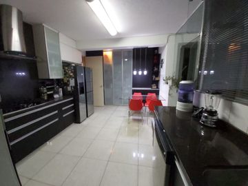 VENTA PENT HOUSE CHACARILLA, 4 COCHERAS, AREA SOCIAL, ZONA DE PARRILLA