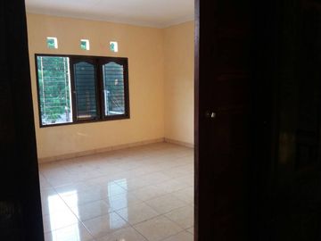 Dijual Ruko di dajan Peken Tabanan - lantai 2