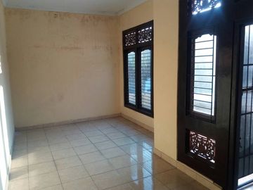 Dijual Ruko di dajan Peken Tabanan - lantai 2