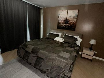 FOR SALE: Uptown Parksuites 2 - 3 Bedroom Unit, Furnished, 123.5 Sqm., 1 Parking Slot, BGC, Taguig City