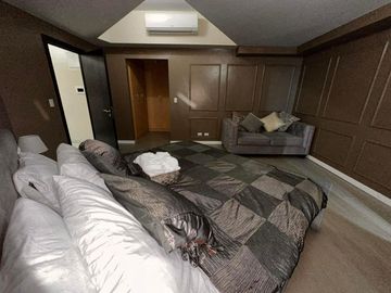 FOR SALE: Uptown Parksuites 2 - 3 Bedroom Unit, Furnished, 123.5 Sqm., 1 Parking Slot, BGC, Taguig City