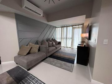 FOR SALE: Uptown Parksuites 2 - 3 Bedroom Unit, Furnished, 123.5 Sqm., 1 Parking Slot, BGC, Taguig City
