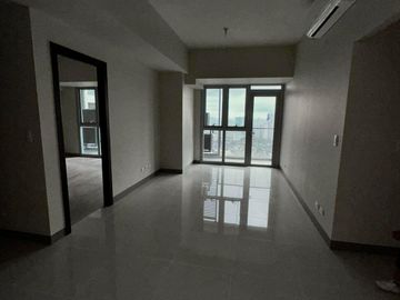 FOR SALE: Uptown Parksuites 2 - 3 Bedroom Unit, Unfurnished, 121 Sqm., 1 Parking Slot, BGC, Taguig City