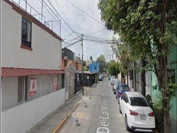 VENTA DE CASA DE LA MARGARITA HAB LOS REYES IXTACALA 2DA SECC TLALNEPANTLA MEX