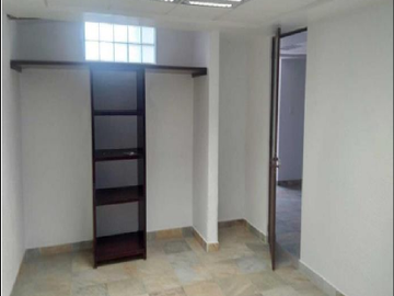 VENTA DE CASA DE LA MARGARITA HAB LOS REYES IXTACALA 2DA SECC TLALNEPANTLA MEX