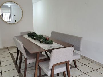VENTA CASA EN LOMAS DEL MEZQUITAL, S.L.P.