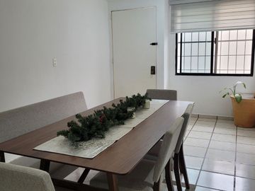 VENTA CASA EN LOMAS DEL MEZQUITAL, S.L.P.