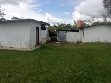 Venta de lote Finca con construcción urbana en Borrero Ayerbe, Km 30, 25.000 m2