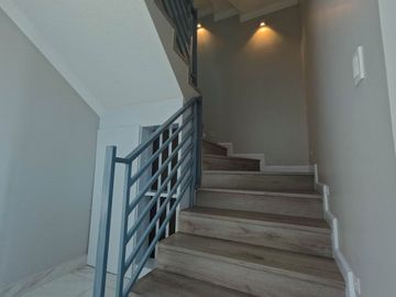 SE VENDE LINDA CASA A ESTRENAR SECTOR CASHAPAMBA – VALLE DE LOS CHILLOS