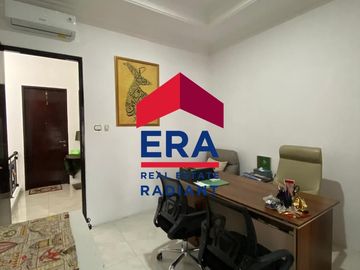 Dijual Rumah Siap Huni di Cinere dekat Tol Brigif, Lokasi Strategis