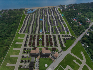 RUSH SALE: Seafront Residences - House and Lot, FA: 100 Sqm., LA: 200 Sqm., San Juan, Batangas
