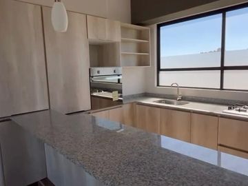 VENTA  DE HERMOSO DEPARTAMENTO EN FRACCIONAMIENTO ARBORETO