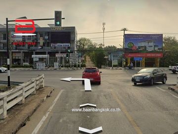 ที่ดินเปล่า บ้านสวนรีสอร์ท เนื้อที่ 70 ตรว. ถนนเลียบคลองห้า อ.คลองหลวง จ.ปทุมธานี