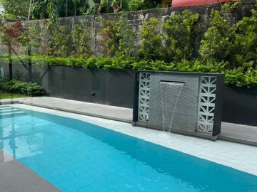 🔖FOR SALE: Brand New Three-Storey Modern House with Swimming Pool