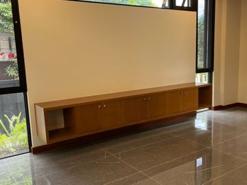 🔖FOR SALE: Brand New Three-Storey Modern House with Swimming Pool