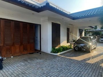 Luxury House for Rent at Villa Palma, Pejaten Barat South Jakarta