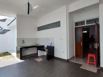 dijual rumah baru renovasi siap huni pondok kelapa duren sawit jakarta