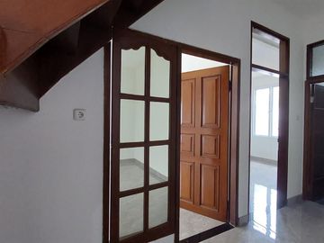 dijual rumah baru renovasi siap huni pondok kelapa duren sawit jakarta