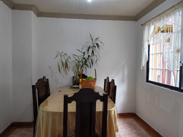 Casa de venta en Paute sector Pirincay ciudadela Jardines de Paute cerca del Jurassic Paute