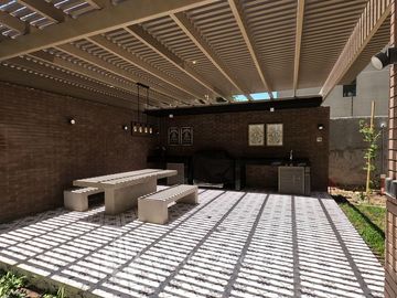 Hermoso departamento en venta a pasos del metro