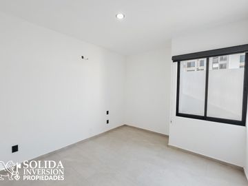 CASA DE 5 RECÁMARAS FRENTE A NUEVO VALLARTA FLAMINGOS - ENTREGA INMEDIATA