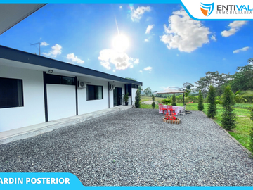 VENDO CASA MODERNA en Urbanización Privada La Toscana, en Santo Domingo