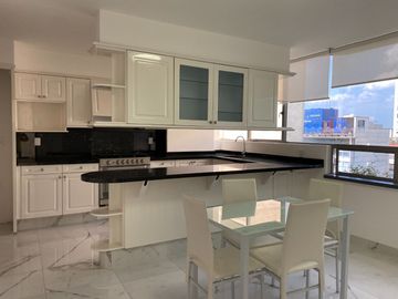 RENTA DEPARTAMENTO AMUEBLADO CON TERRAZA