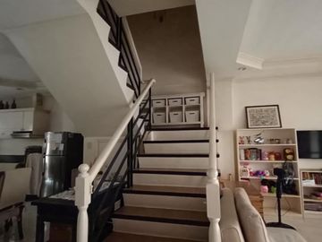 HOUSE AND LOT FOR SALE IN RANCHO ESTATE CUPANG ANTIPOLO