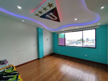 VENTA  CASA COMERCIAL EN SANGOLQUI